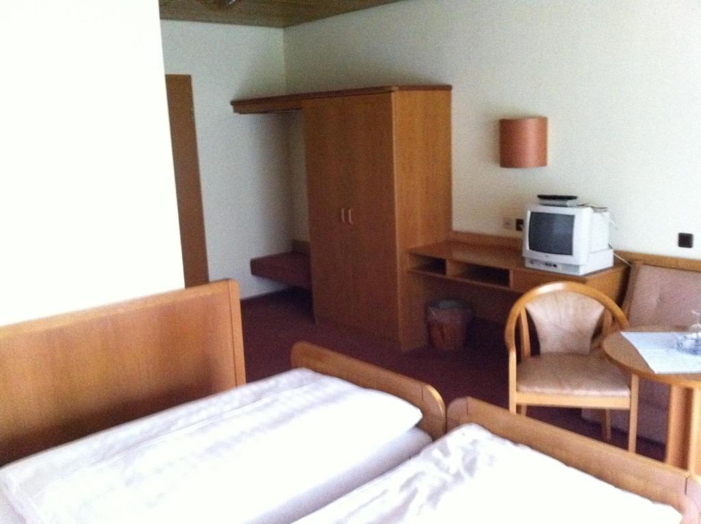 Hotel Bacchusstube Garni Goldbach  Bilik gambar
